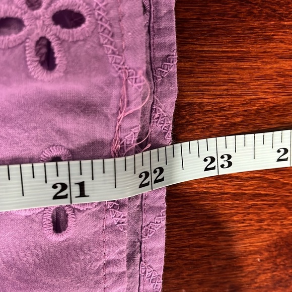 Croft & Barrow Womens Top PS Purple Puff Short Sleeves Eyelet Floral Keyhole EUC - Picture 12 of 13